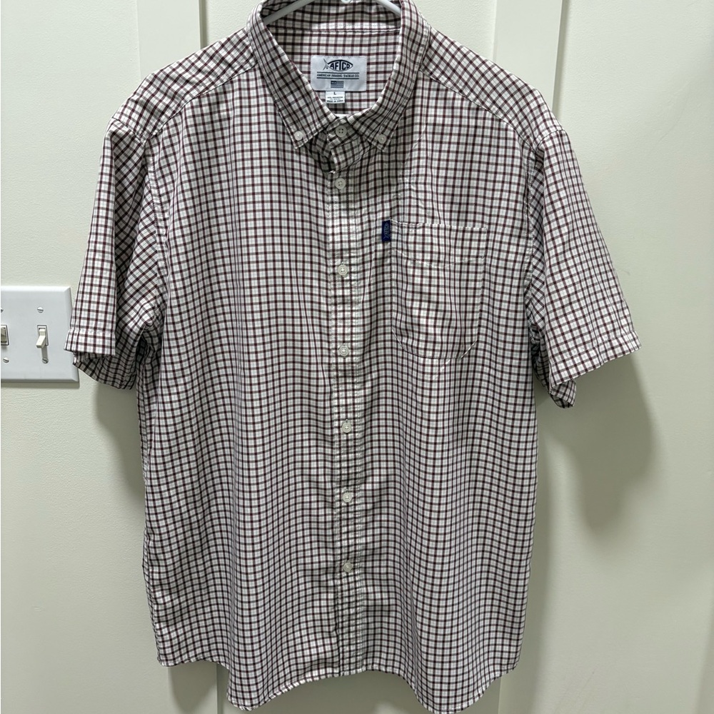 AFTCO Men's Checkered Short Sleeve Shirt - red and White
